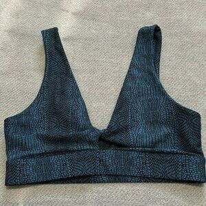 NEW L*SPACE Active Blue Snake Skin Sports Bra Size Medium